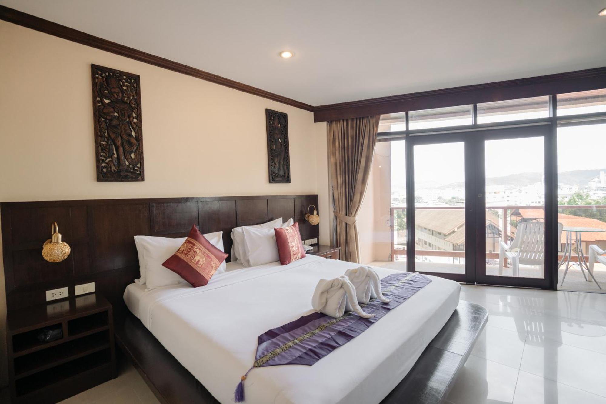 Club Bamboo Boutique Patong Beach Resort מראה חיצוני תמונה